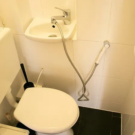 Apartment 3