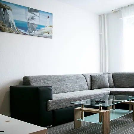 Apartment 3 *